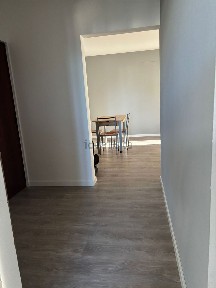Apartamento T3 à venda na Rua Cidade de Parthenay