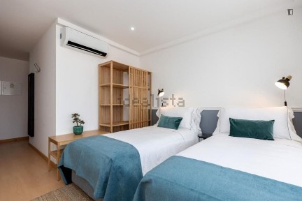 Arrendamento de apartamento T0 na Rua de Costa Cabral