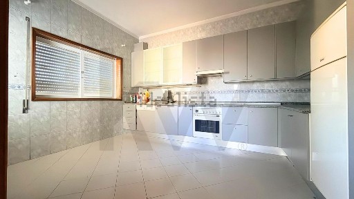 Casa ou moradia à venda em Vila de Cucujães