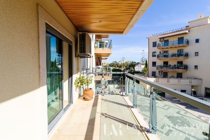 Apartamento T3 à venda na Ameijeira