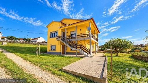 Quinta à venda em Santo Isidoro