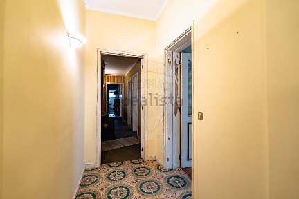 Apartamento T4 à venda na Avenida Doutor Dias da Silva