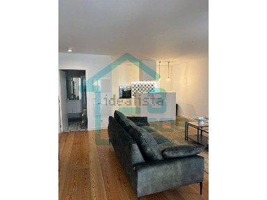 Apartamento T1 à venda na Rua do Terreirinho