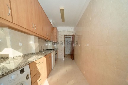 Apartamento T2 à venda na Buraca