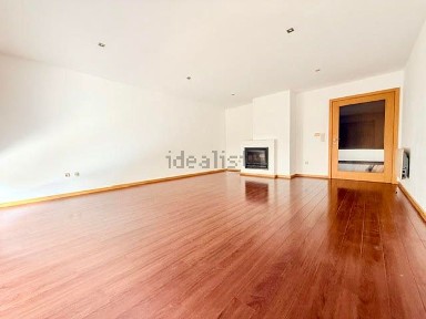 Arrendamento de apartamento T2 na Alameda Alberto Jerónimo Vieira