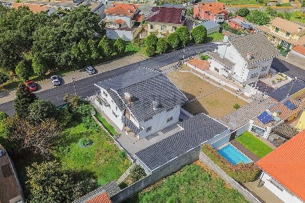 Moradia independente à venda em Mozelos