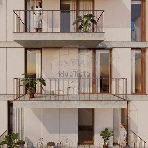 Apartamento T4 à venda nas Antas - Praça Velásquez