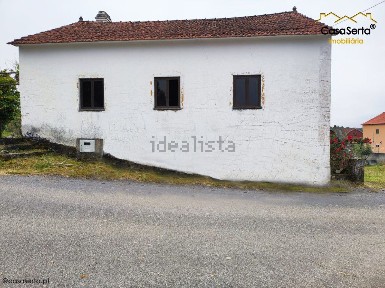 Moradia independente à venda na Pederneira, Sertã s/n