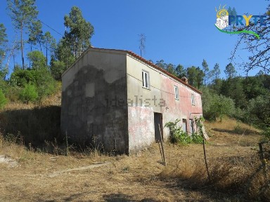Casa de aldeia à venda na Sertã