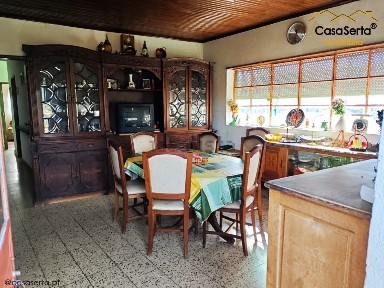 Moradia independente à venda em Oleiros - Amieira