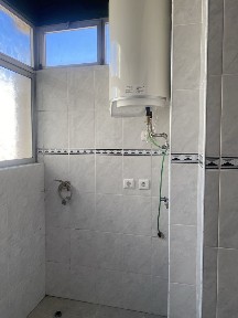 Vende-se T2Av. Marquês de Pombal