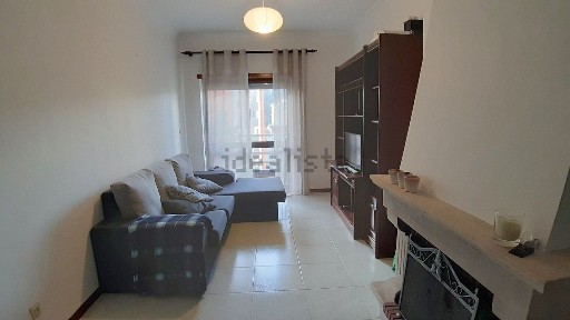 Arrendamento de apartamento T1 na Rua Urbanização Quinta da Maia
