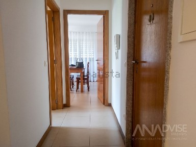 Apartamento T1 à venda em Repeses e São Salvador