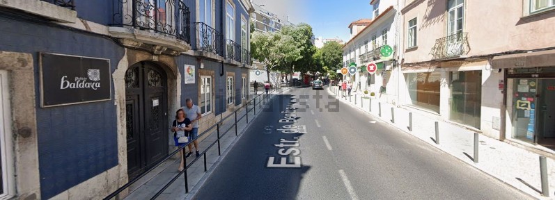 Arrendamento de espaço comercial na Estrada de Benfica s/n