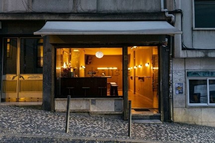 Restaurante, bar para trespasse nos Anjos