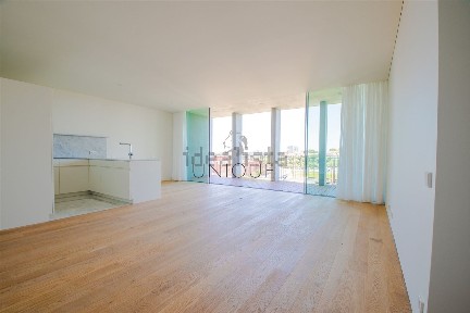 Arrendamento de apartamento T2 no Cais da Fonte Nova, 32