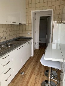 Arrendamento de apartamento T0 na Rua Engenheiro Silvério Pereira da Silva