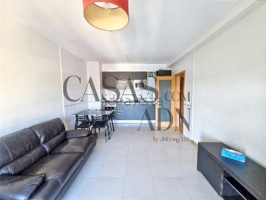 Arrendamento de apartamento T1 na Rua do Engenheiro Carlos Bóia