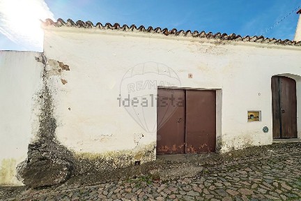 Moradia independente à venda em Vila Alva