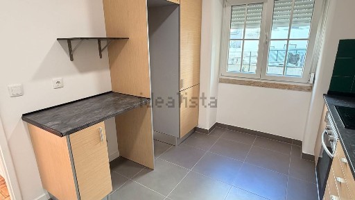 Arrendamento de apartamento T2 na Avenida Dom Afonso Henriques