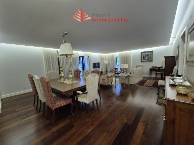 Arrendamento de apartamento T3 na Ajuda - Amparo - Piornais