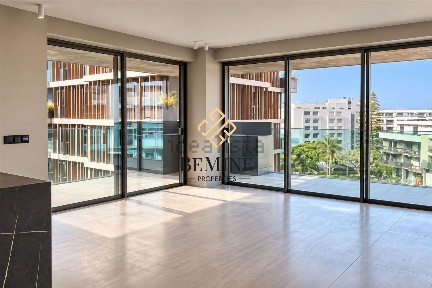 Apartamento T1 à venda na Rua do Vale da Ajuda, 109
