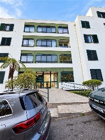 Apartamento T3 à venda em São Gonçalo