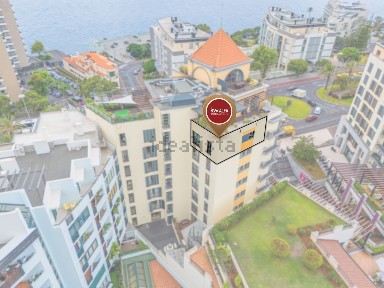 Apartamento T0 à venda na Estrada Monumental