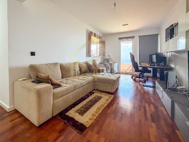 Apartamento T2 à venda em Caniço