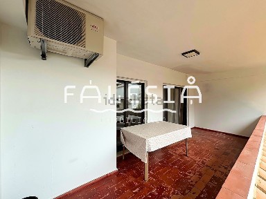 Arrendamento de apartamento T2 na Rua do Roja Pé