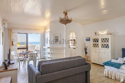 Arrendamento de apartamento T0 na Rua Convento da Trindade