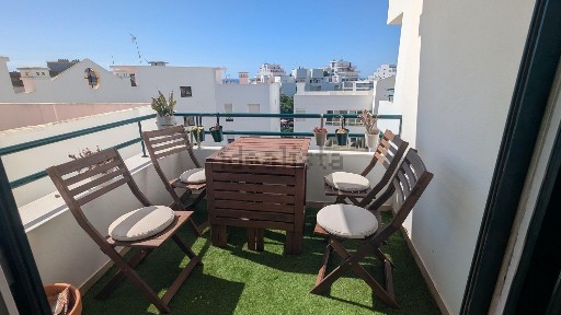 Arrendamento de apartamento T2 na Rua Capitão Salgueiro Maia, 2