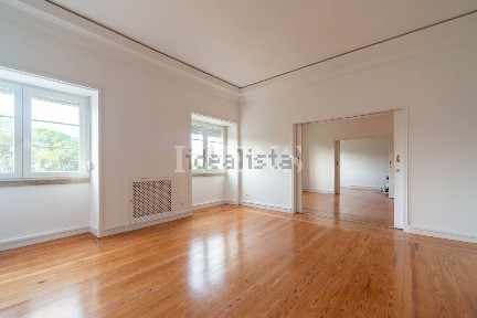 Arrendamento de apartamento T4 no Bairro Azul - Parque Eduardo VII