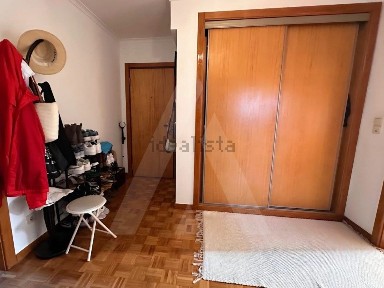 Arrendamento de apartamento T1 na Rua Frederico George